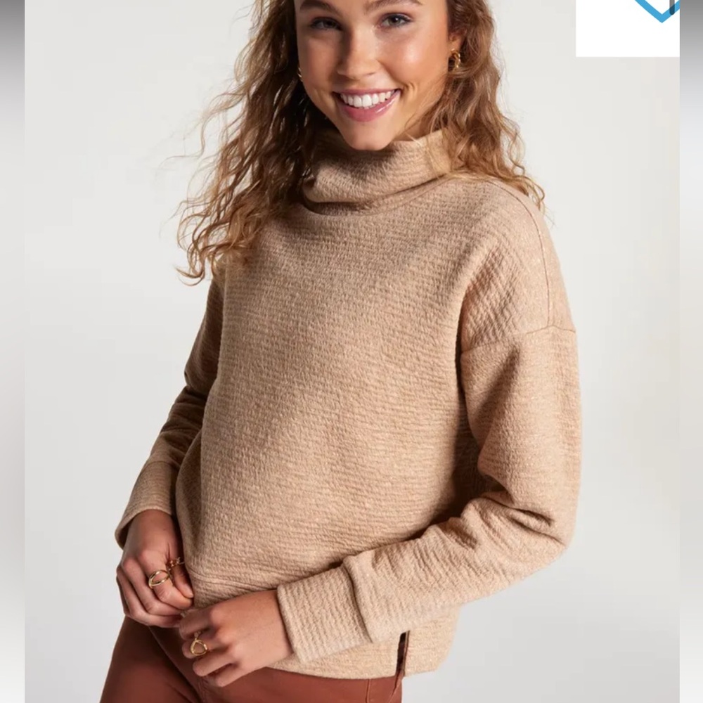 Calia by Carrie Underwood camel sweatshirt